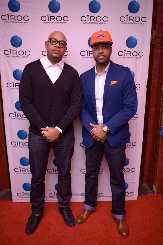 _SV14639-2839878898-O