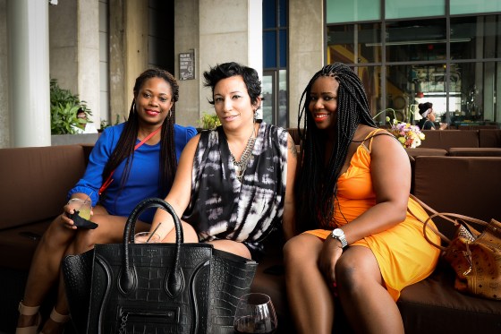 Sol Liquiudo-girls celine