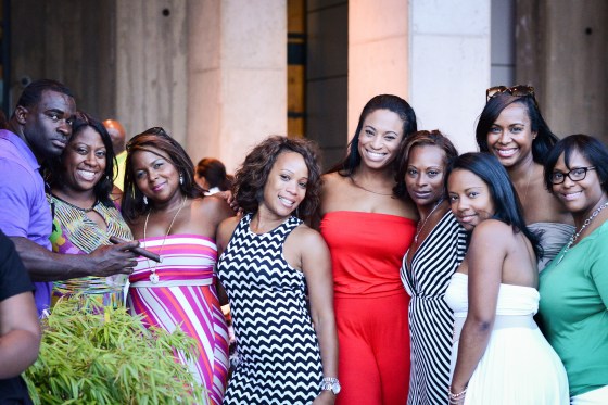 Sol Liquiudo-group stacey