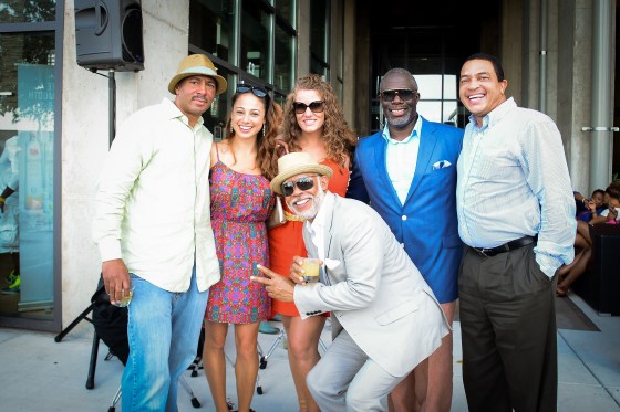 Sol Liquiudo-john and guy